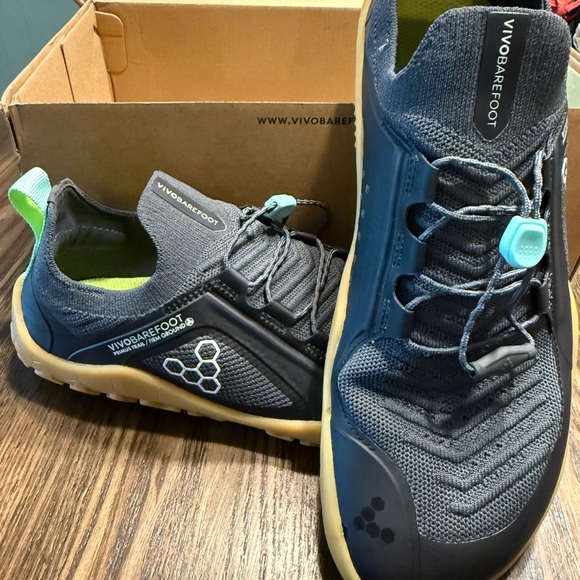 Vivo Barefoot Black and Tan Men's Shoes - Picture 12 of 12